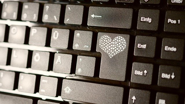 srdce na klávese